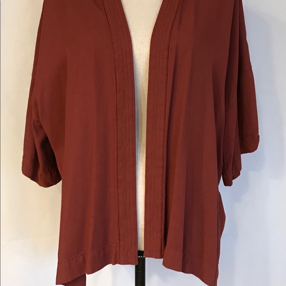 Forever 21 Kimono - Picture 2 of 6